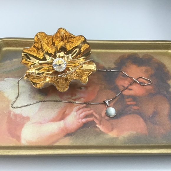 925 Sterling Silver Fancy Chain w 2 Pendants, moonstone and Murano cross - Picture 9 of 12